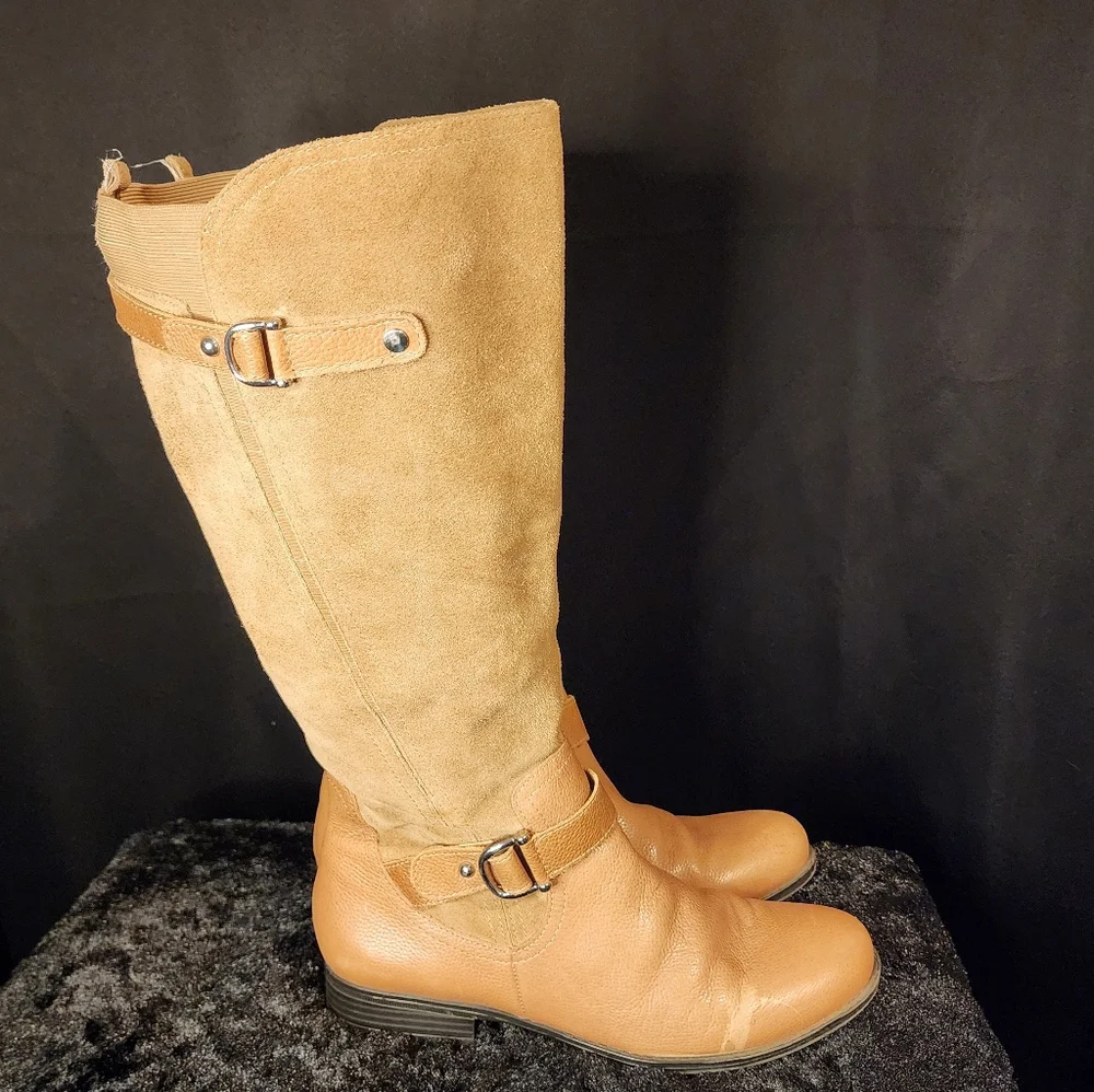 Naturalizer Tan Heeled Boots - Picture 6 of 9